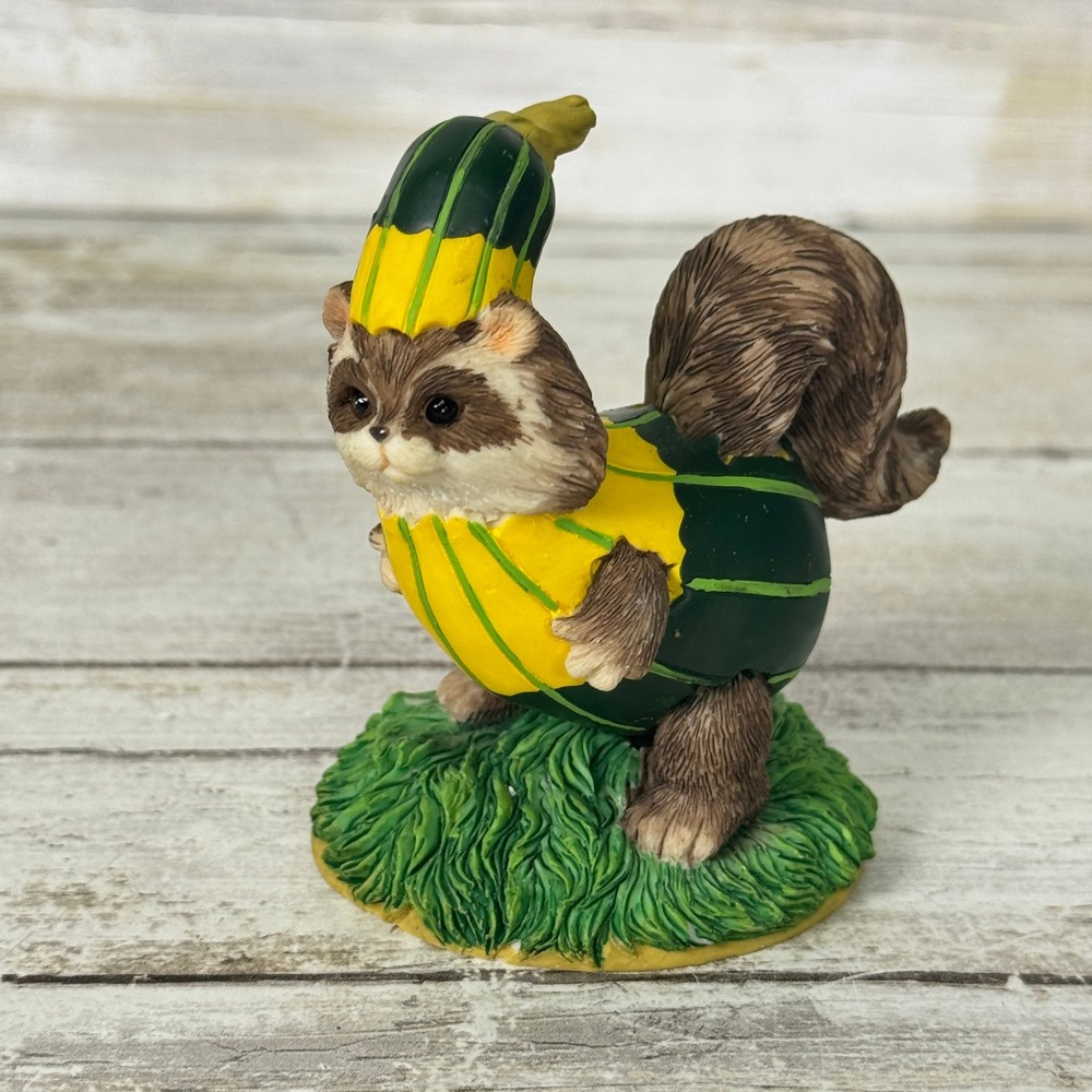 Charming Tails Reginald's Gourd‎ Costume Figurine 85/701 Fitz and Floyd 1997